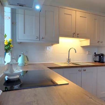 Hillcrest Luxury Apartment Kilrush